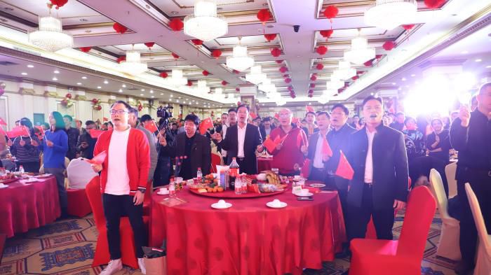 1579566794148459.jpg 4.5共唱《歌唱祖国》700.JPG