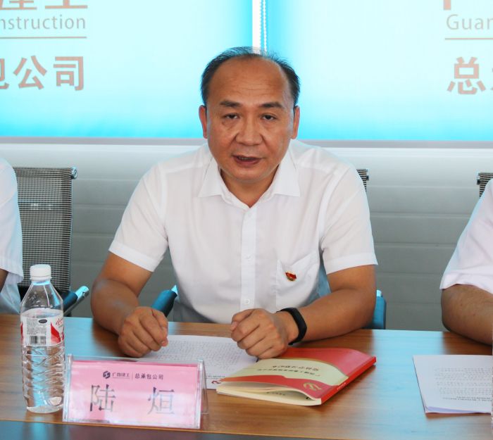 陆烜上党课。 黄璐璐 摄.jpg