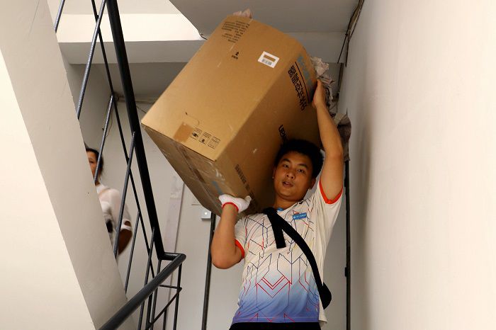 1597916998246529.jpg 5.2算帐楼路内的杂物.JPG