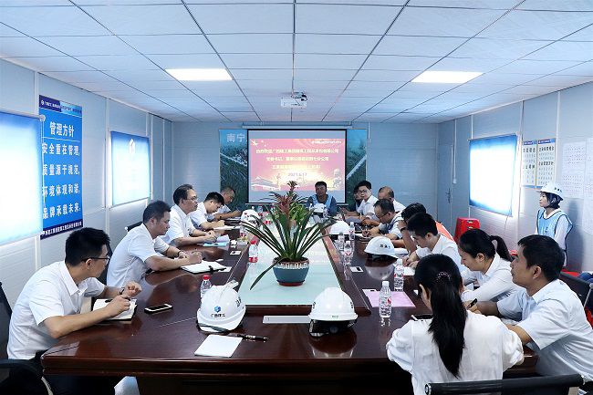 党课会议现场。 周煜川摄（建图）.jpg