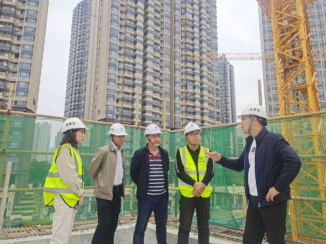 查抄项目现场。张润芳 摄（建图）.jpg