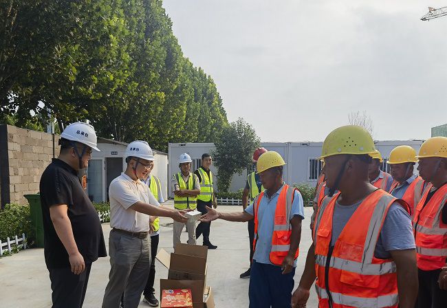 活动现场。杨醒晨 摄（建图）.jpg