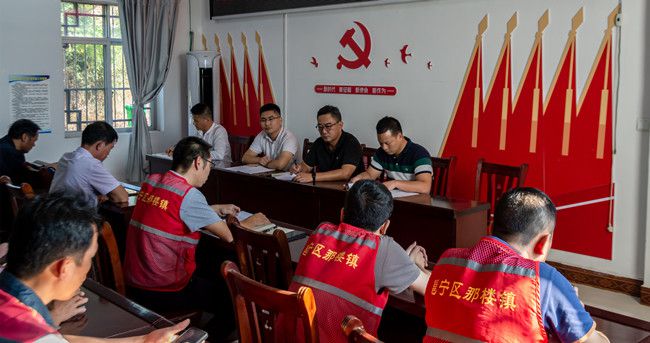 座谈会现场。郭奎君摄（建图）.jpg