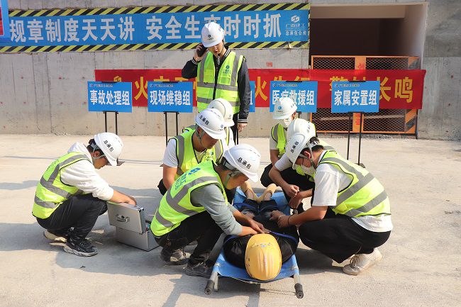 发展应急消防接济演练2。周煜川 摄（建图）.jpg